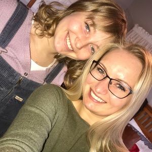 Meet your Posher, Molly